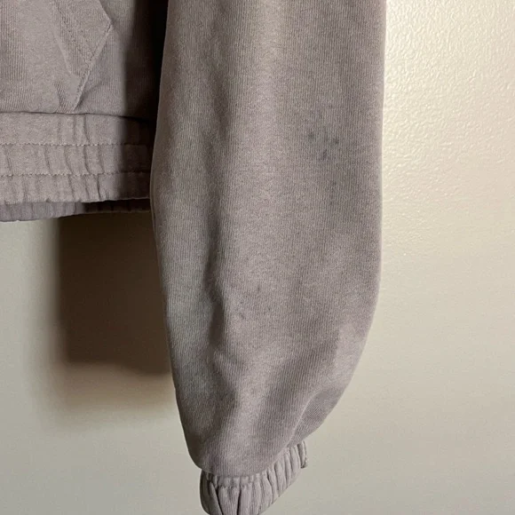 Nike Air Jordan Essential Women’s Cropped Hoodie, Size Large - Picture 5 of 5